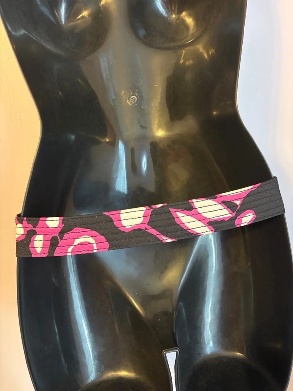 J. Crew Silk Abstract Floral Y2K Belt size S/M - Picture 9 of 13